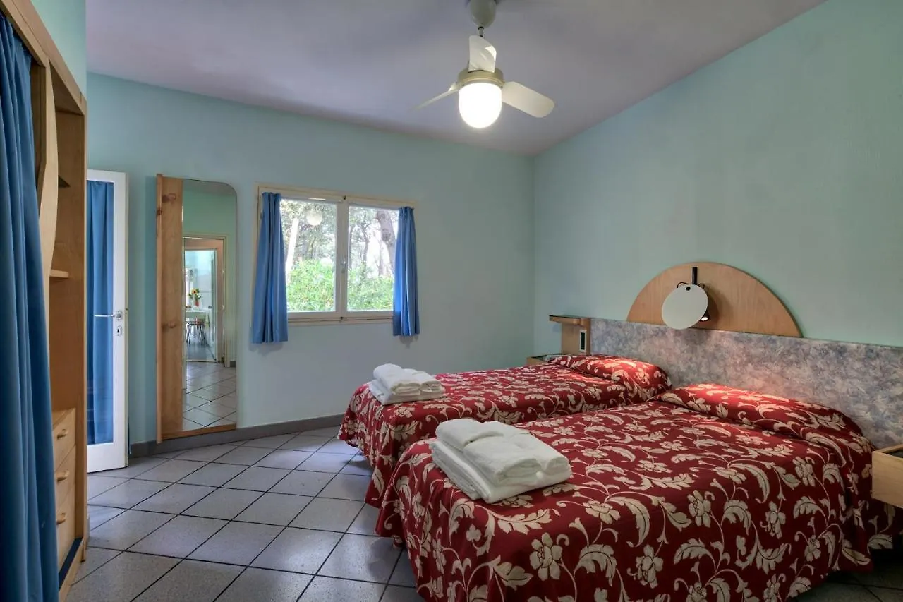 Holiday home Houses And Apts. In San Vincenzo 23708 Italy