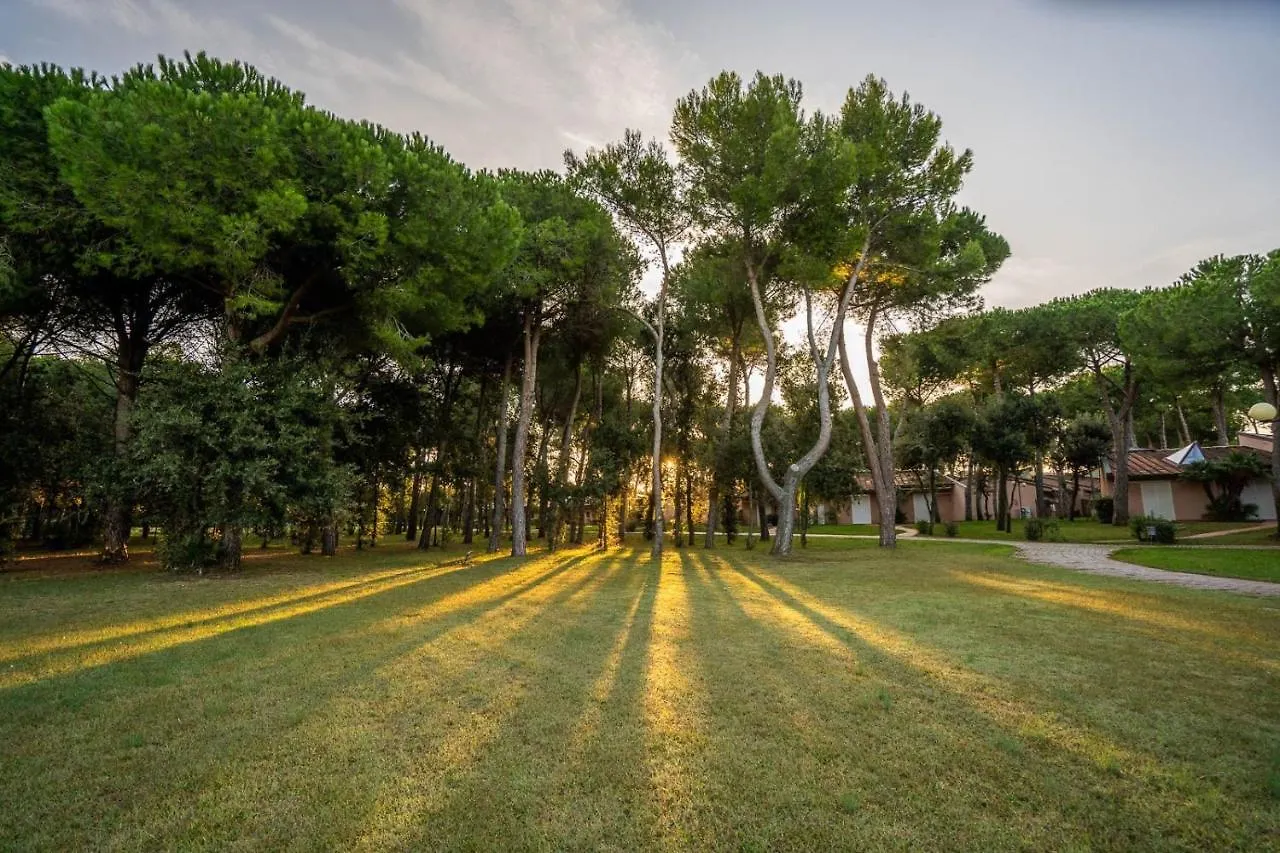 Houses And Apts. In San Vincenzo 23708 Holiday home