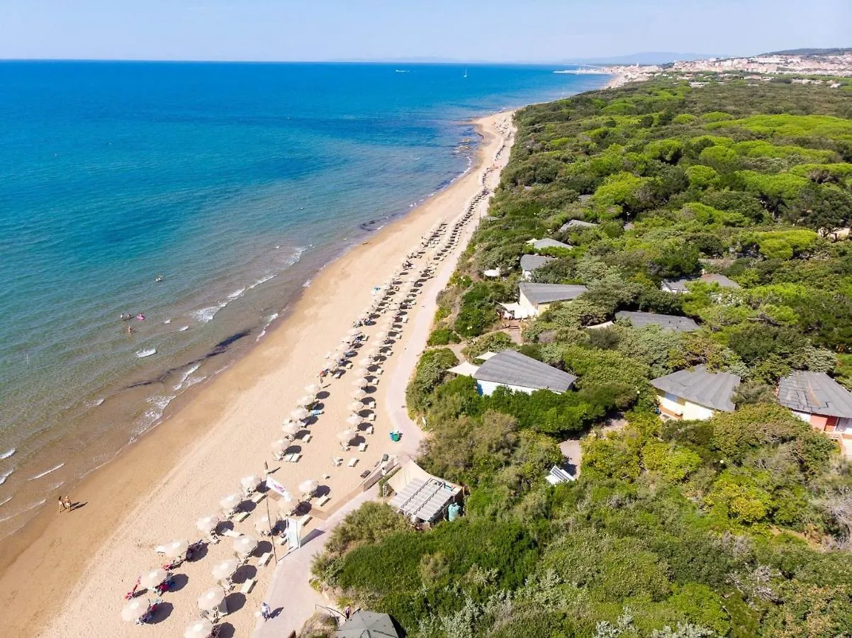 Holiday home Houses And Apts. In San Vincenzo 23708