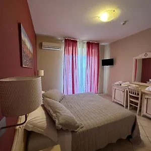 2* Hotel apartamentowy Le Residenze Di Santa Costanza - Le Dimore